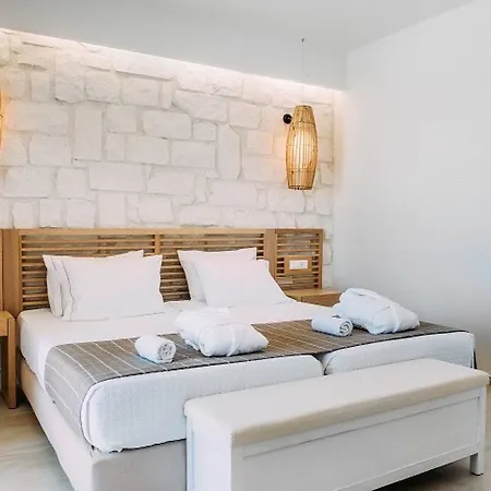 Ostria And Hotel Ierapetra (Crete)